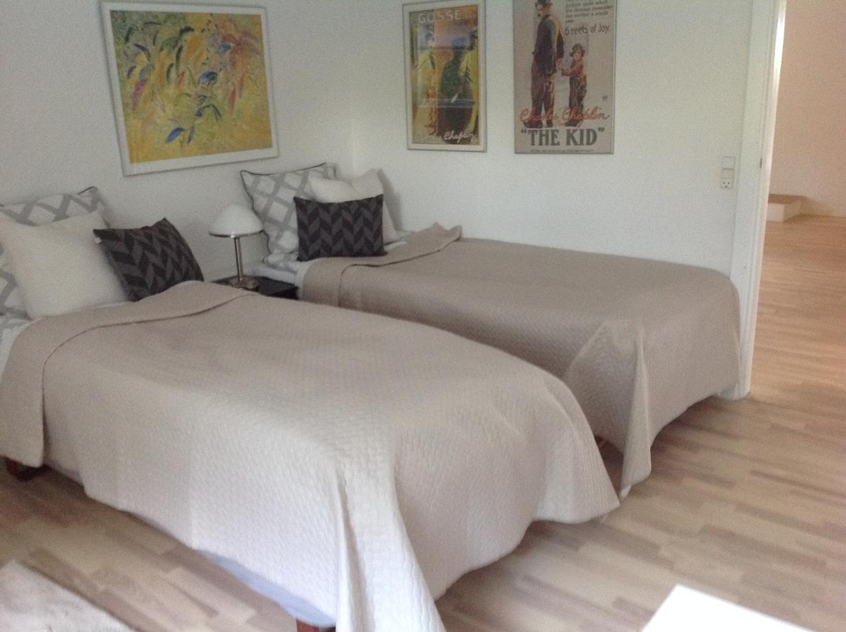 Lundgaarde Bed & Breakfast Kjellerup Exterior photo